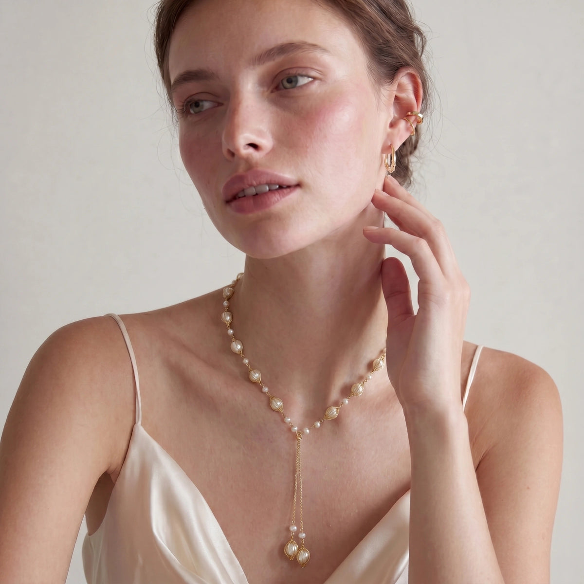 Goldene Perlen-Lariat
